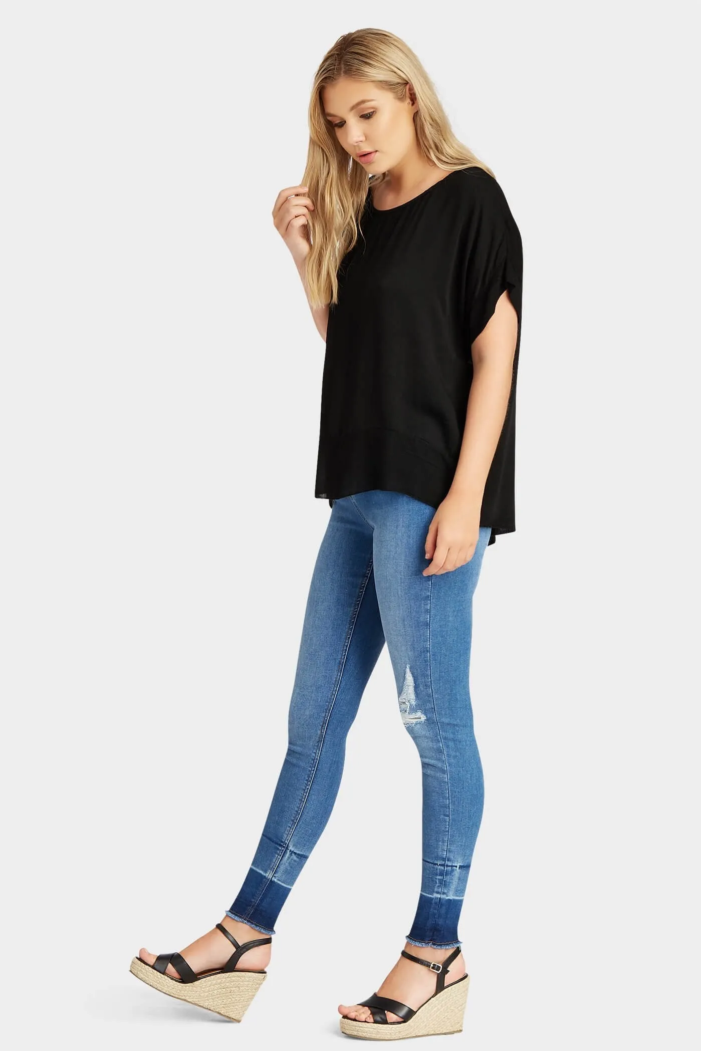 Black Mesh Panel Basic T-Shirt