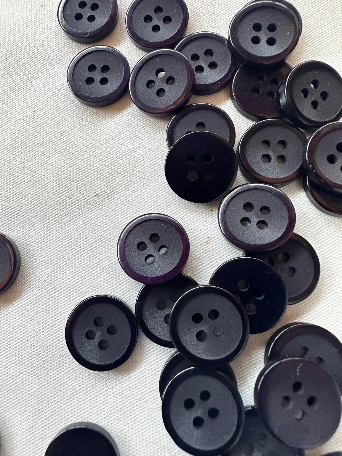 Dark Purple Sleek Shirt Buttons Per Dozen