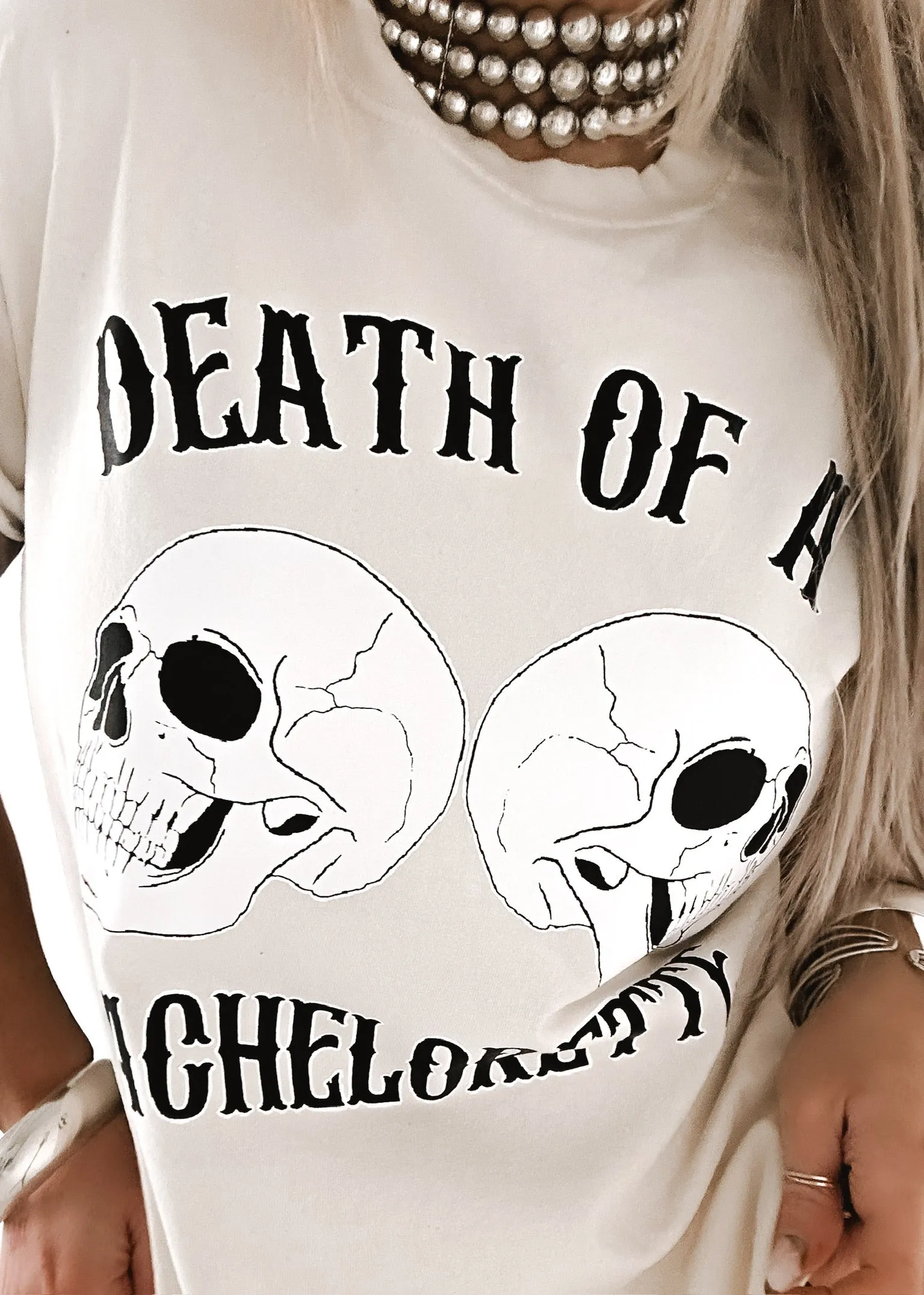 DEATH OF A BACHELORETTE SIDE SLIT TEE