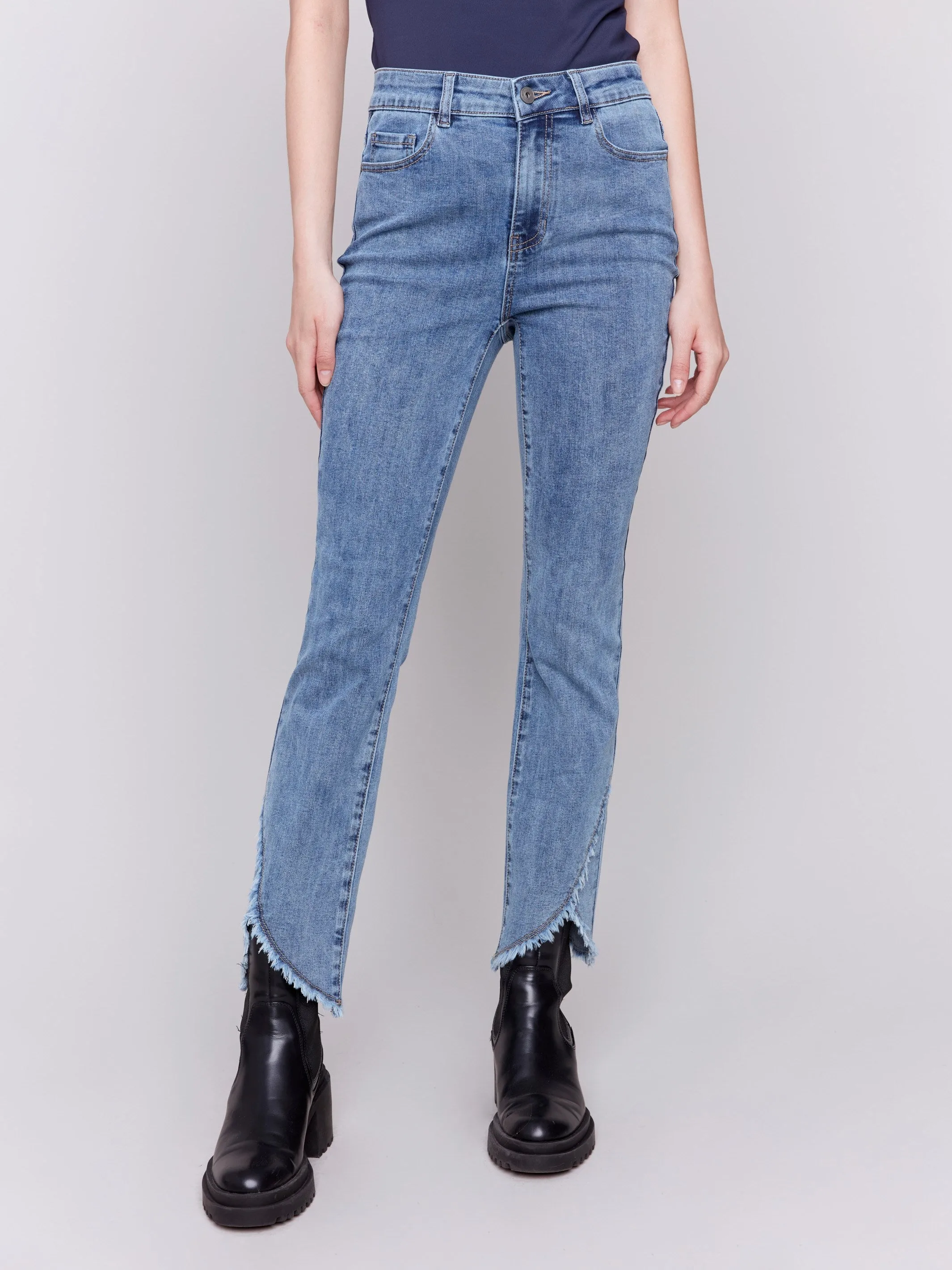 Front Tulip Hem Jeans - Medium Blue