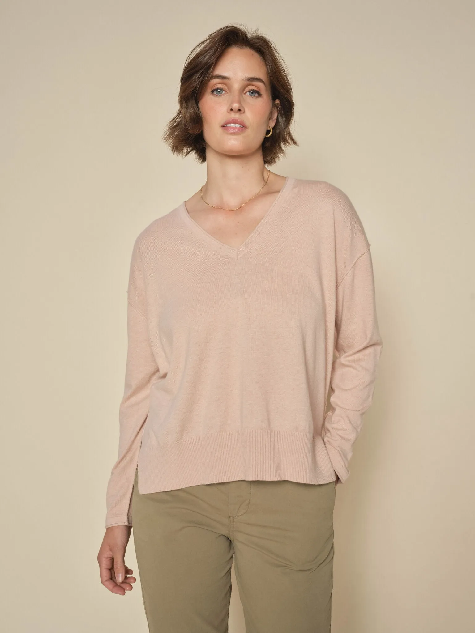 MMTani V-neck Knit